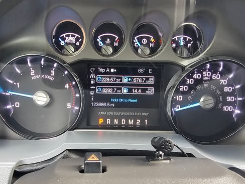 Used 2016 Ford F350 XLT w/ XTR Plus Package AWD/4WD image 14