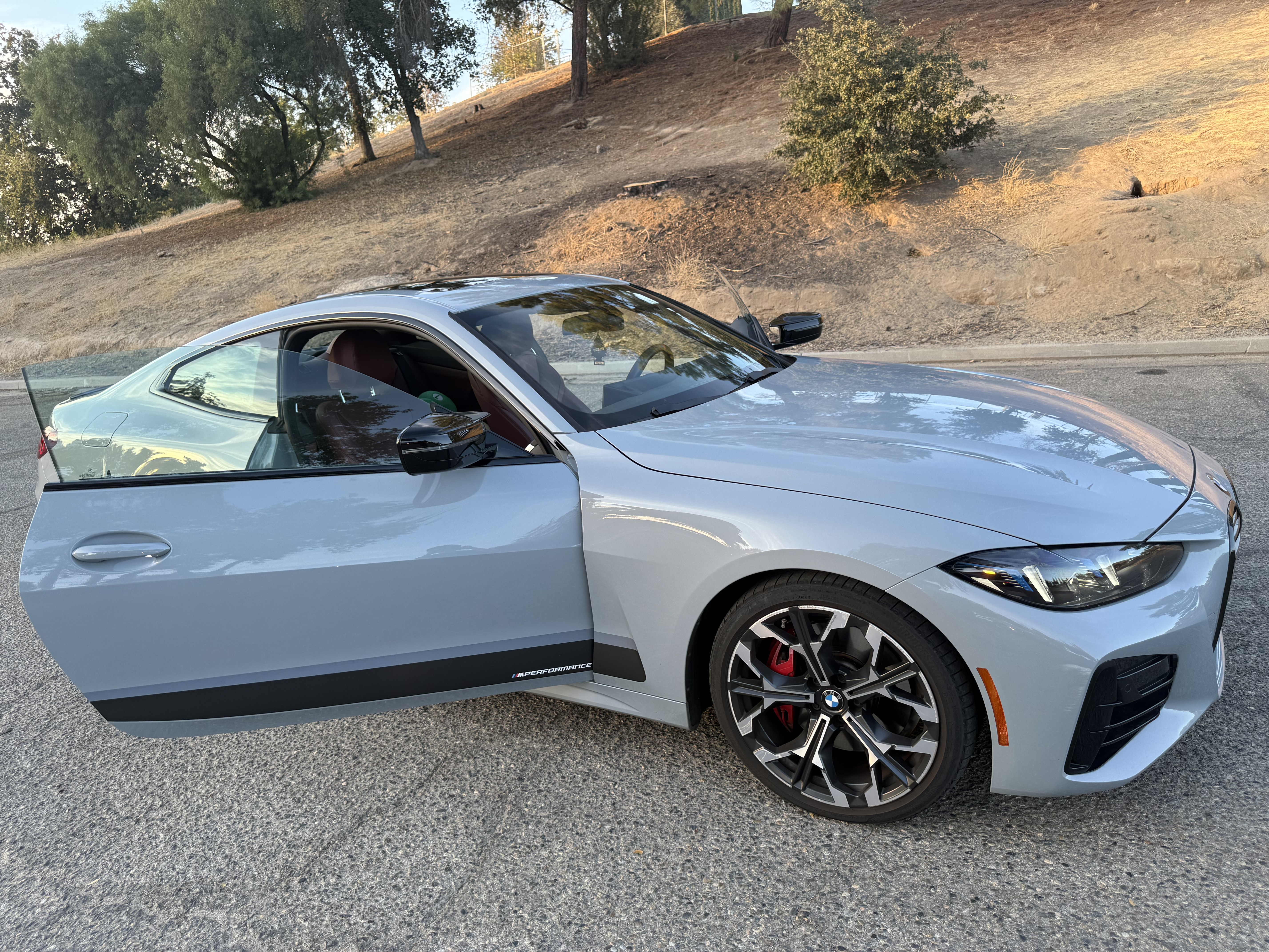 Used 2025 BMW M440i Coupe w/ Premium Package RWD image 19