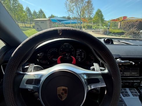 Used 2016 Porsche Panamera Edition image 17