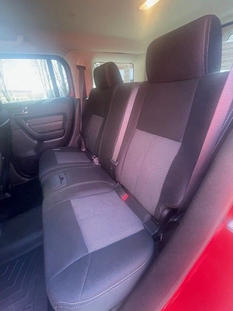 Used 2010 HUMMER H3 AWD/4WD image 22