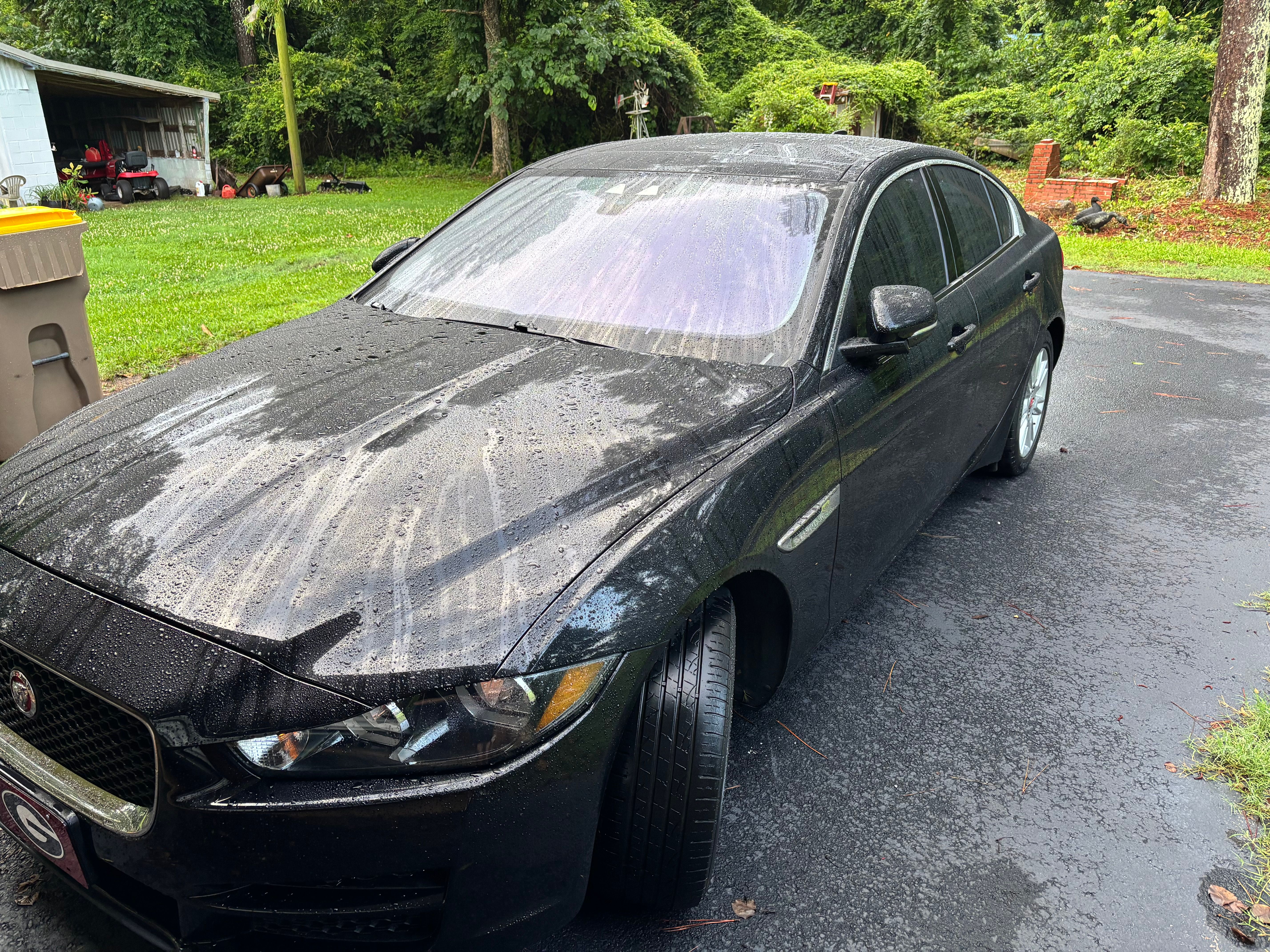 Used 2017 Jaguar XE Premium AWD/4WD image 8