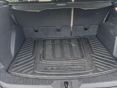 Used 2015 Ford Escape Titanium FWD image 9