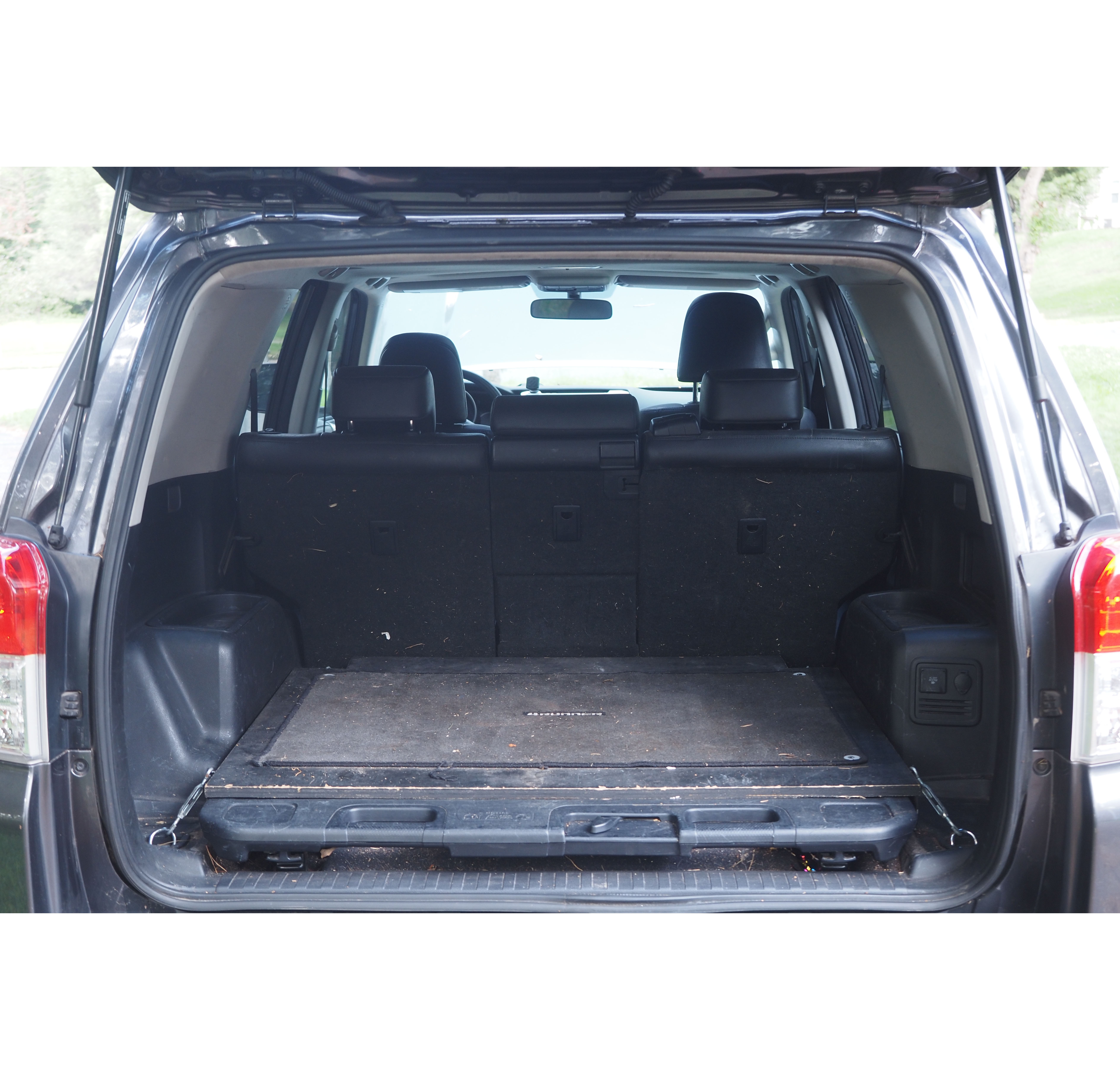 Used 2010 Toyota 4Runner SR5 AWD/4WD image 14