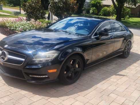 Used 2013 Mercedes-Benz CLS 550 image 4
