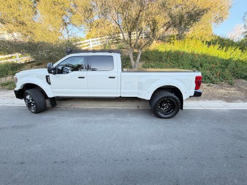 Used 2021 Ford F450 Limited w/ FX4 Off-Road Package image 5