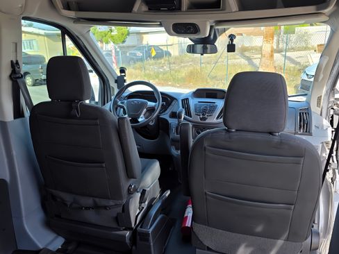 Used 2017 Ford Transit 350 XLT image 13