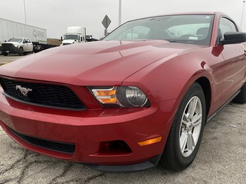Used 2011 Ford Mustang Coupe w/ 101A Rapid Spec Order Code image 12