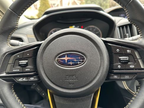 Used 2022 Subaru Crosstrek 2.5i Sport w/ Popular Package #3 image 12