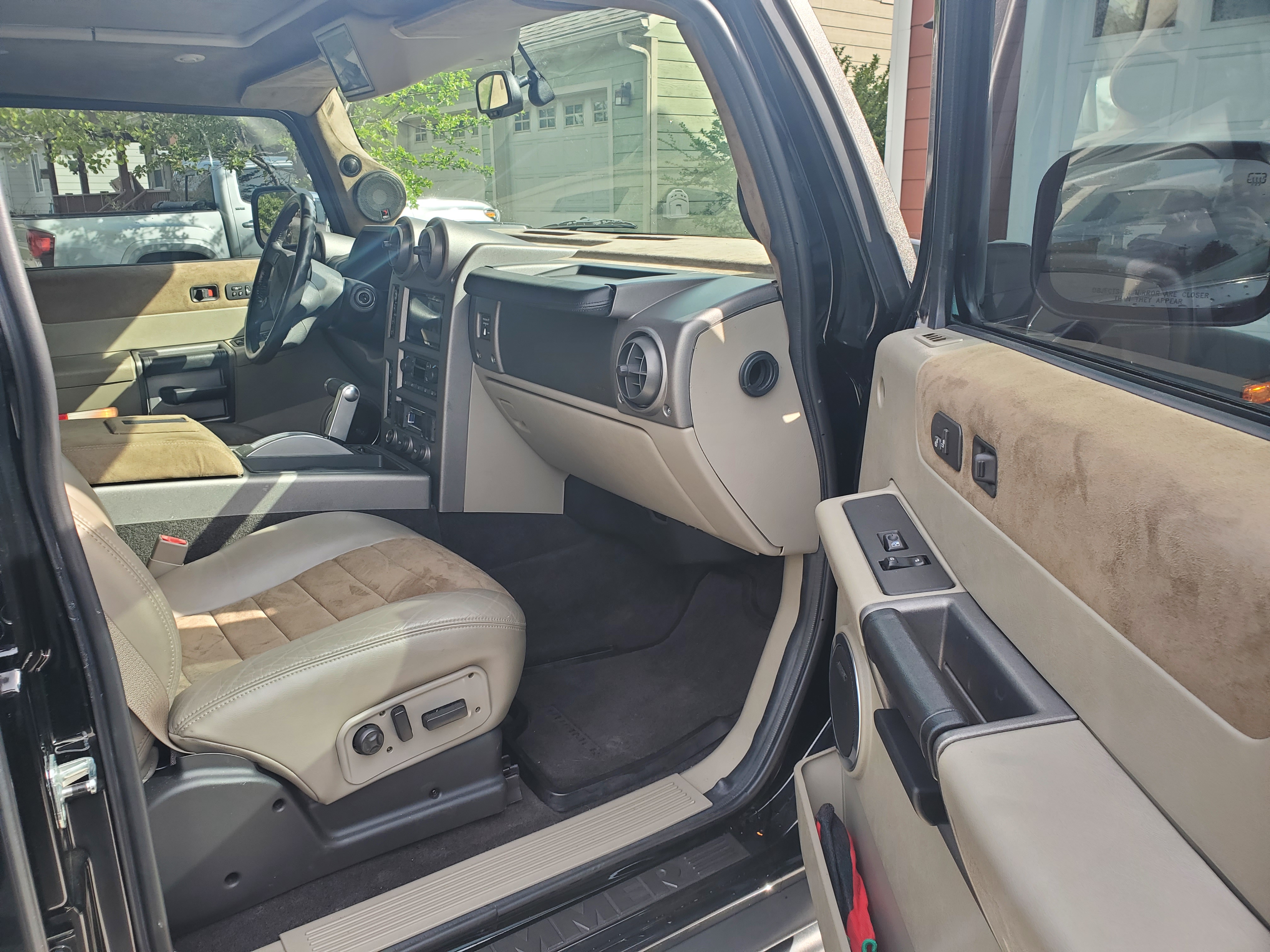 Used 2003 HUMMER H2 w/ Preferred Equipment Group AWD/4WD image 11