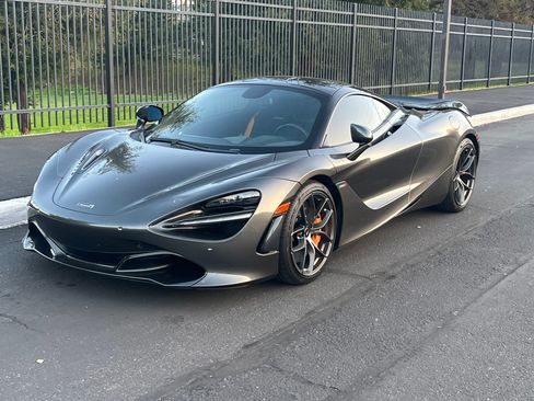 Used 2020 McLaren 720S image 2