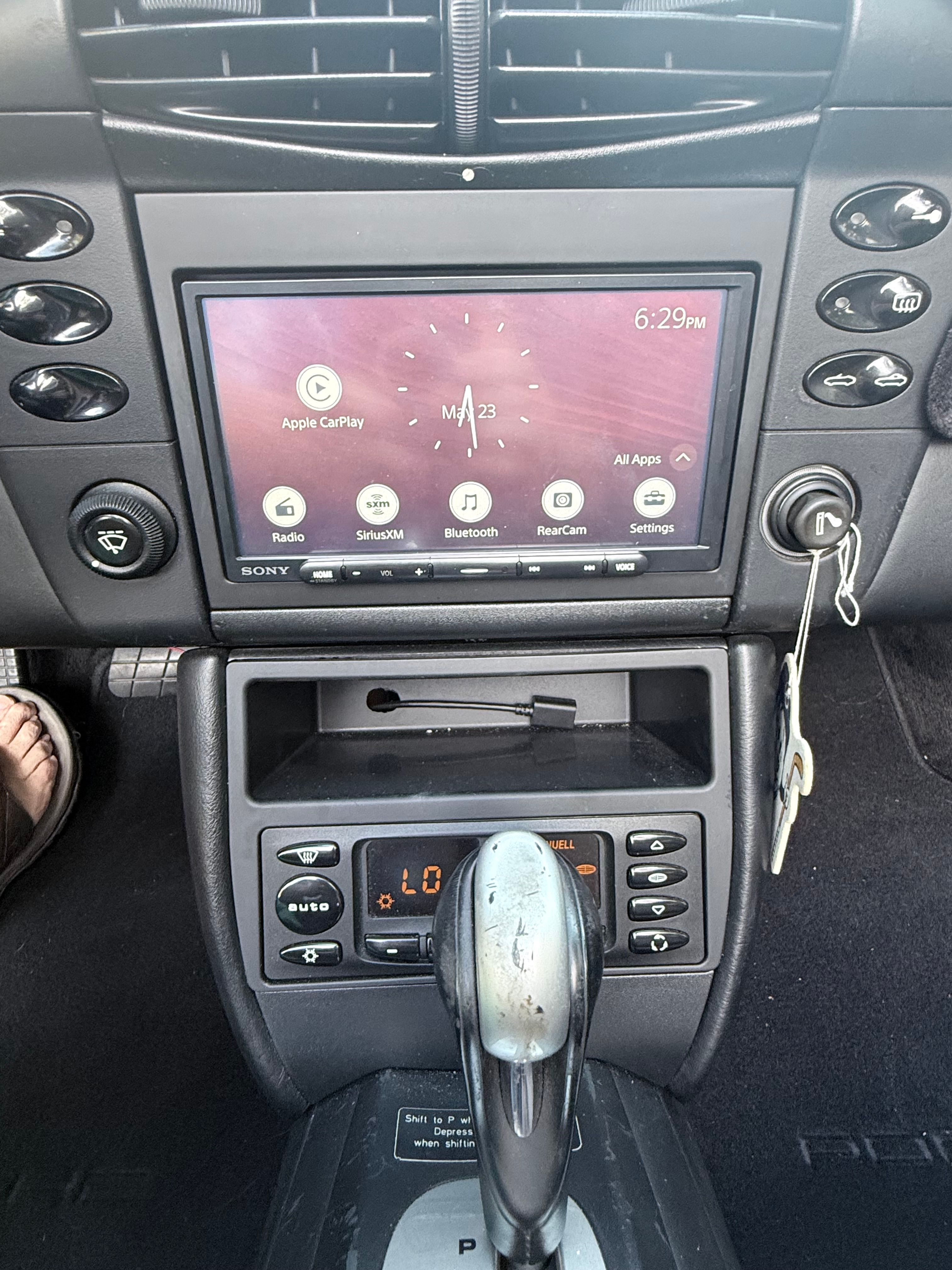 Used 2000 Porsche 911 Cabriolet image 13