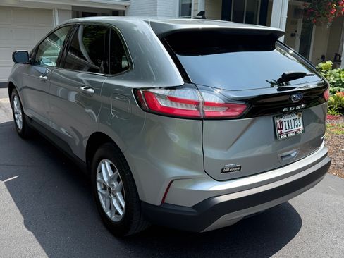Used 2023 Ford Edge SEL AWD/4WD image 2