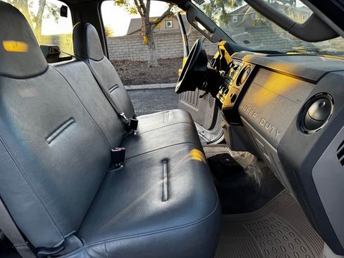 Used 2008 Ford F250 XL image 8