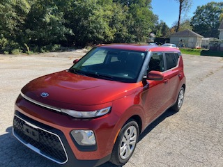 Used 2020 Kia Soul LX FWD image 1