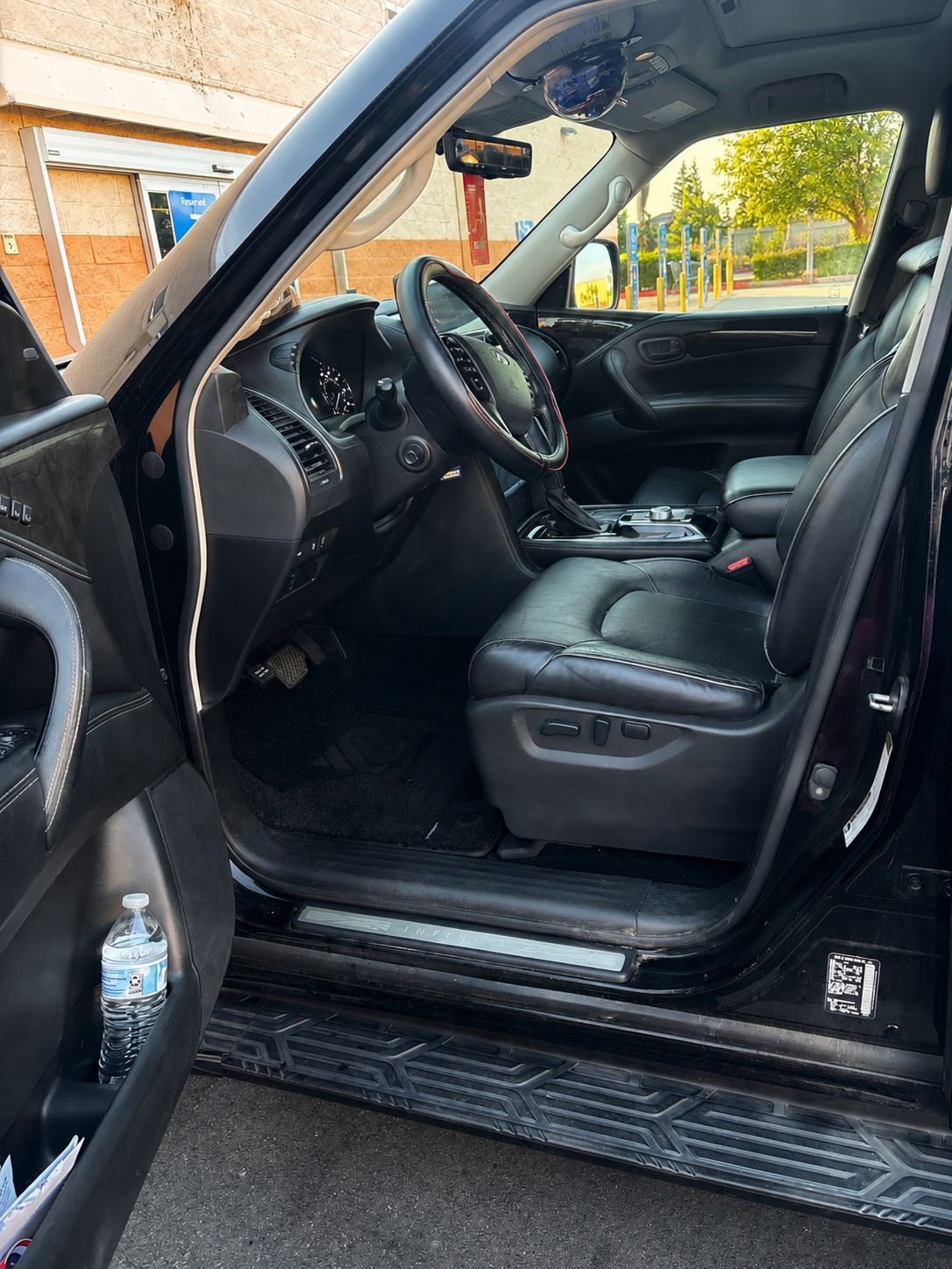 Used 2022 INFINITI QX80 Luxe AWD/4WD image 4