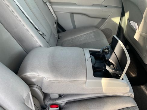 Used 2009 Hyundai Santa Fe GLS image 9