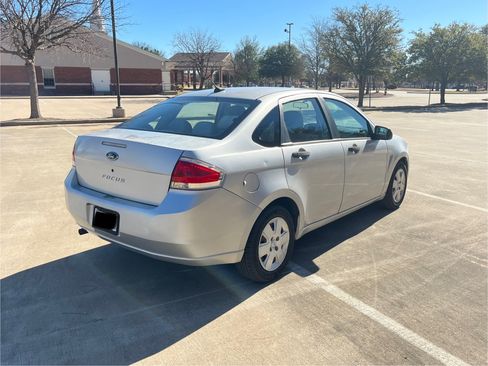 Used 2009 Ford Focus S image 6