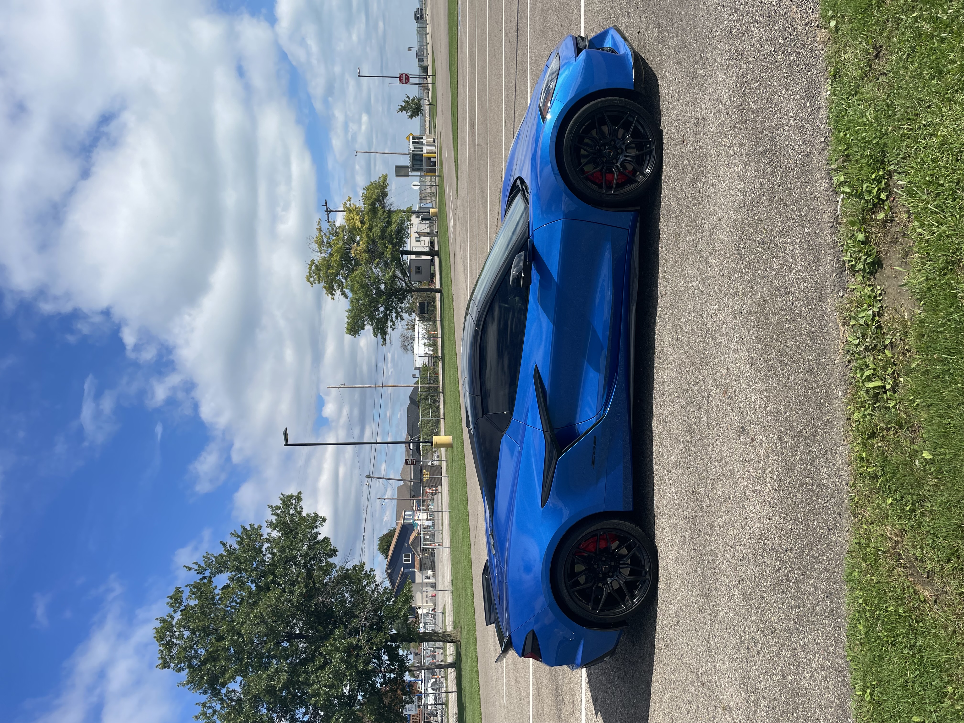 Used 2024 Chevrolet Corvette Z06 w/ Chrome Exterior Badge Package RWD image 4