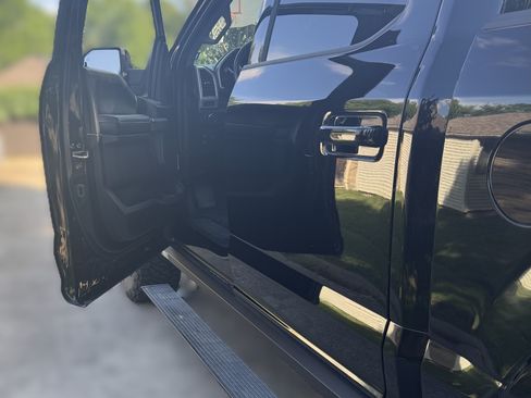 Used 2018 Ford F150 Lariat AWD/4WD image 8