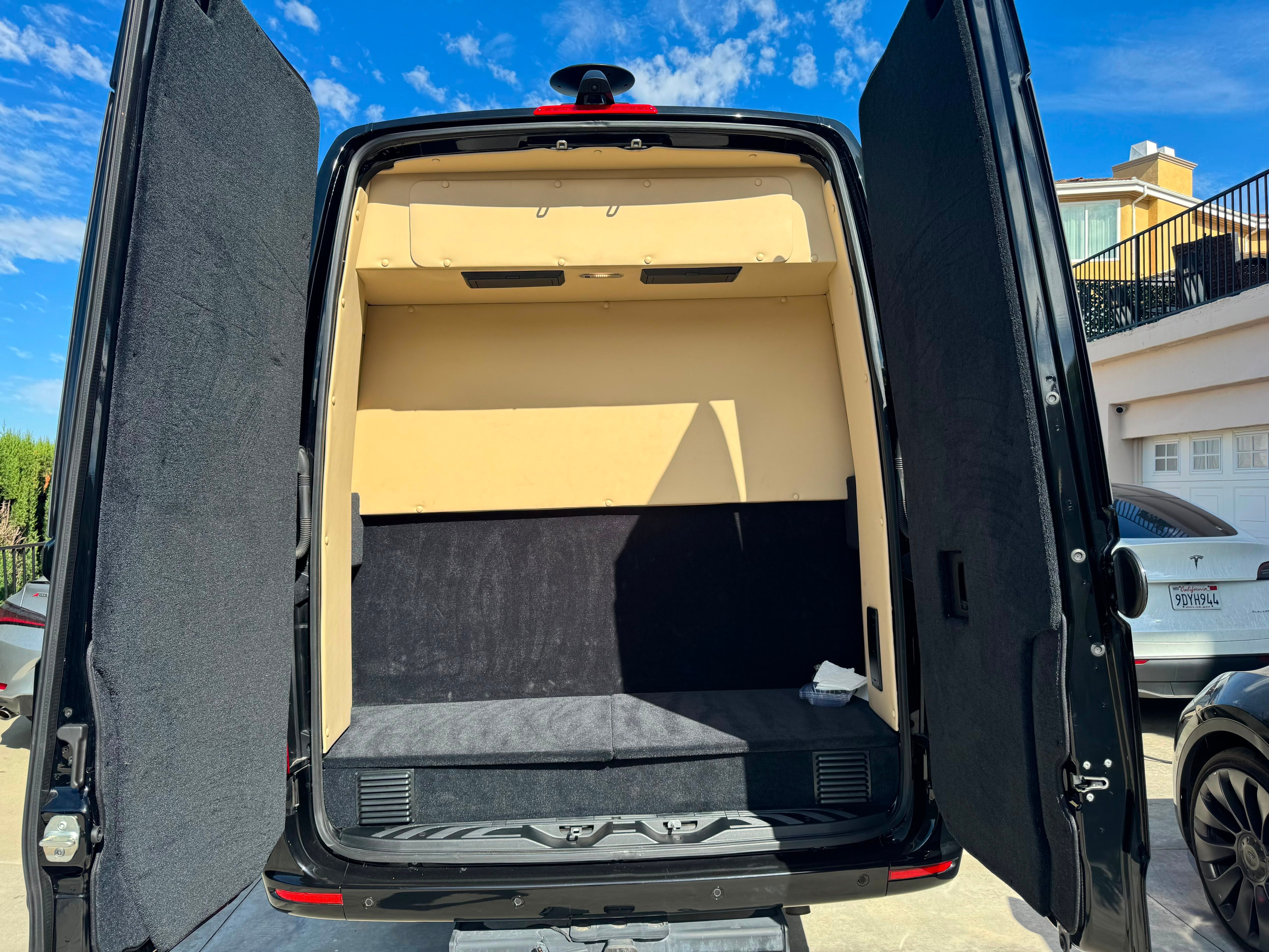 Used 2023 Mercedes-Benz Sprinter 3500 image 6