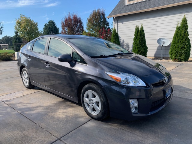 Used 2011 Toyota Prius Four w/ Solar Roof Pkg FWD image 4