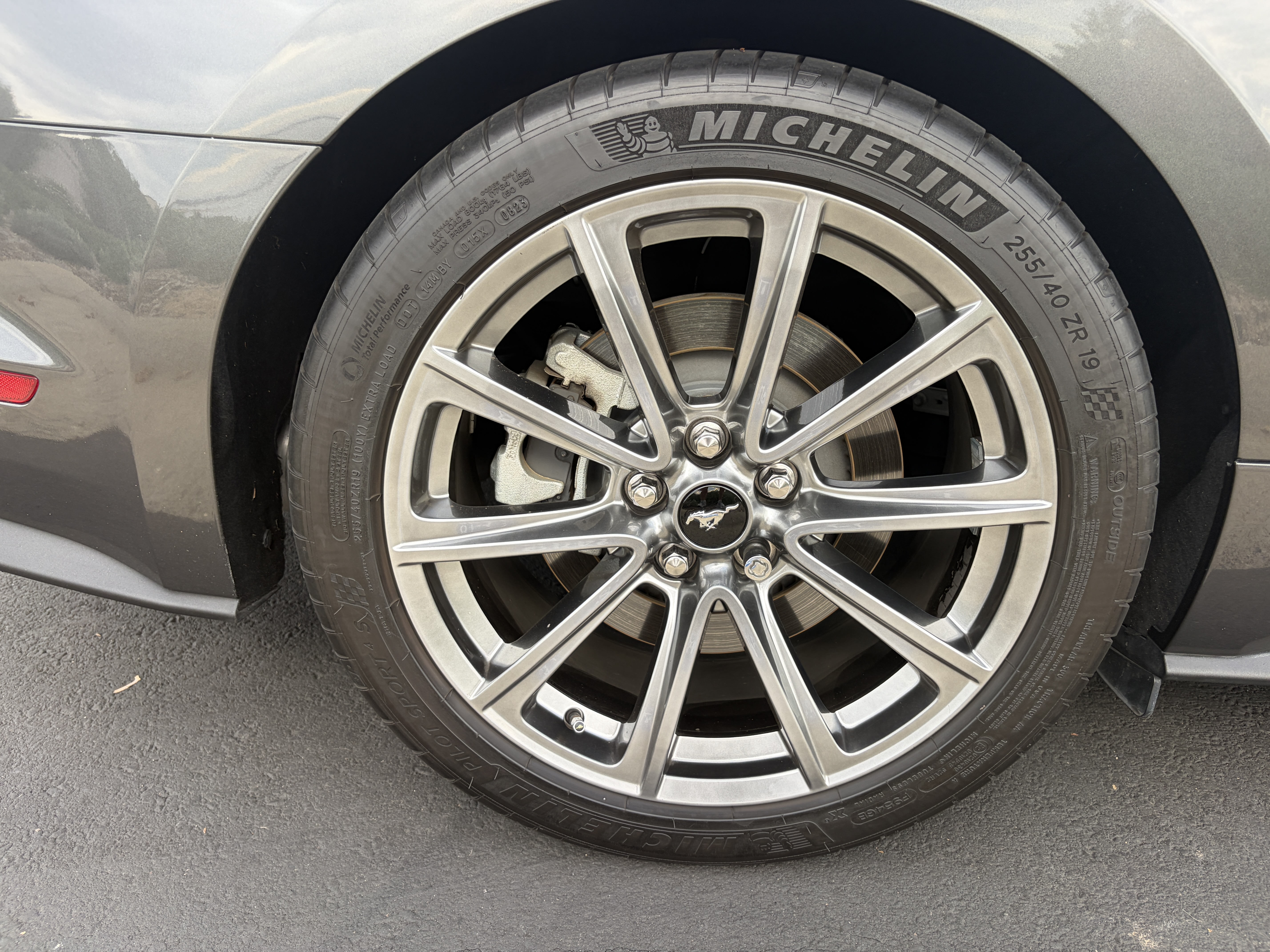 Used 2015 Ford Mustang GT Premium w/ Equipment Group 401A RWD image 16