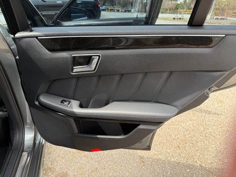 Used 2012 Mercedes-Benz E 350 Sedan image 26