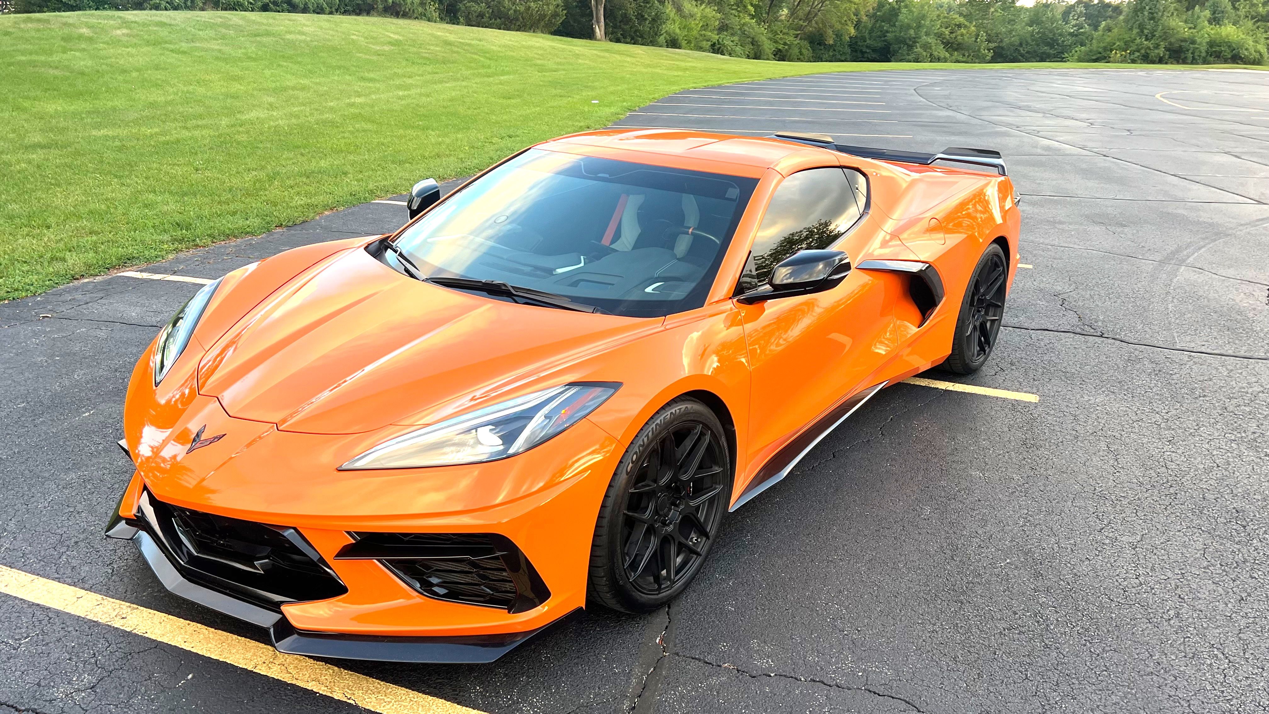 Used 2022 Chevrolet Corvette Stingray Preferred Cpe w/ Z51 Performance Package RWD image 4