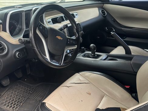 Used 2014 Chevrolet Camaro SS w/ Silver Rally Stripe Package RWD image 9