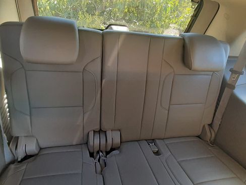 Used 2015 GMC Yukon SLT w/ Open Road Package image 10