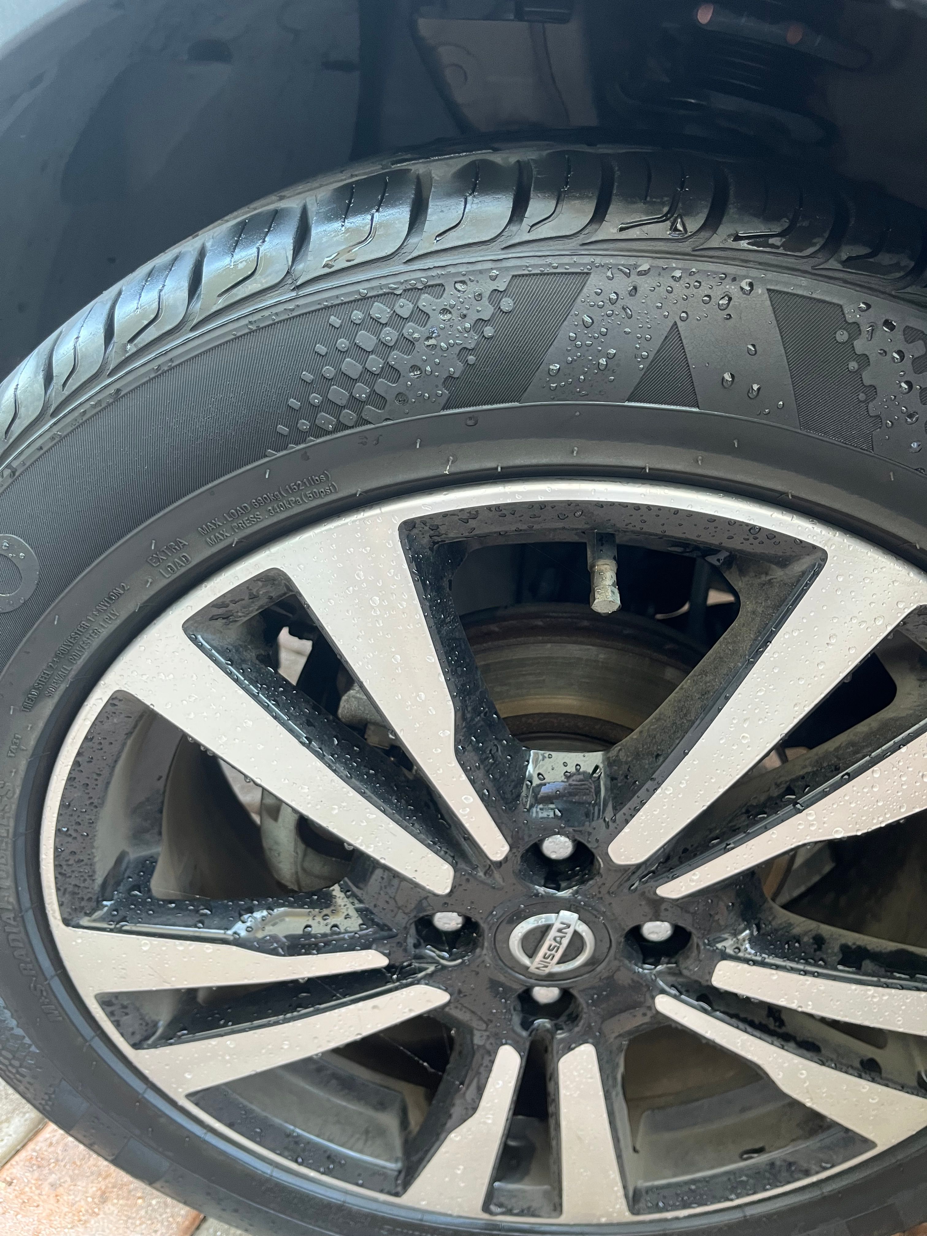 Used 2019 Nissan Kicks SV FWD image 22