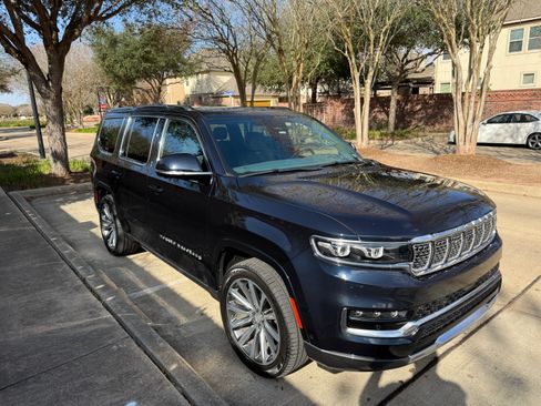 Used 2022 Jeep Grand Wagoneer Series II image 5