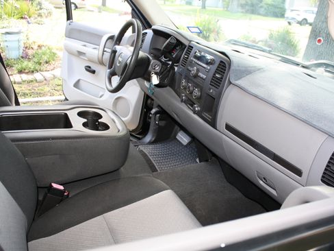 Used 2008 GMC Sierra 1500 W/T RWD image 28