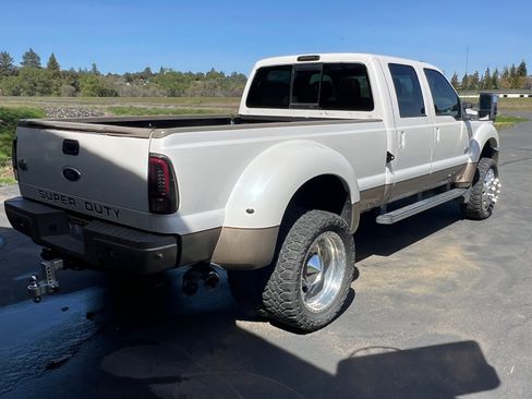 Used 2011 Ford F450 King Ranch w/ King Ranch w/Chrome Pkg image 6
