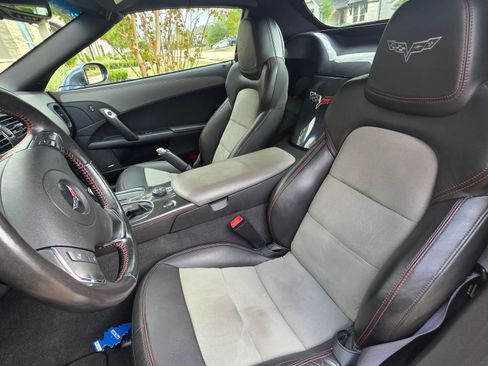 Used 2013 Chevrolet Corvette 427 w/ 1SC Preferred Equipment Group image 11