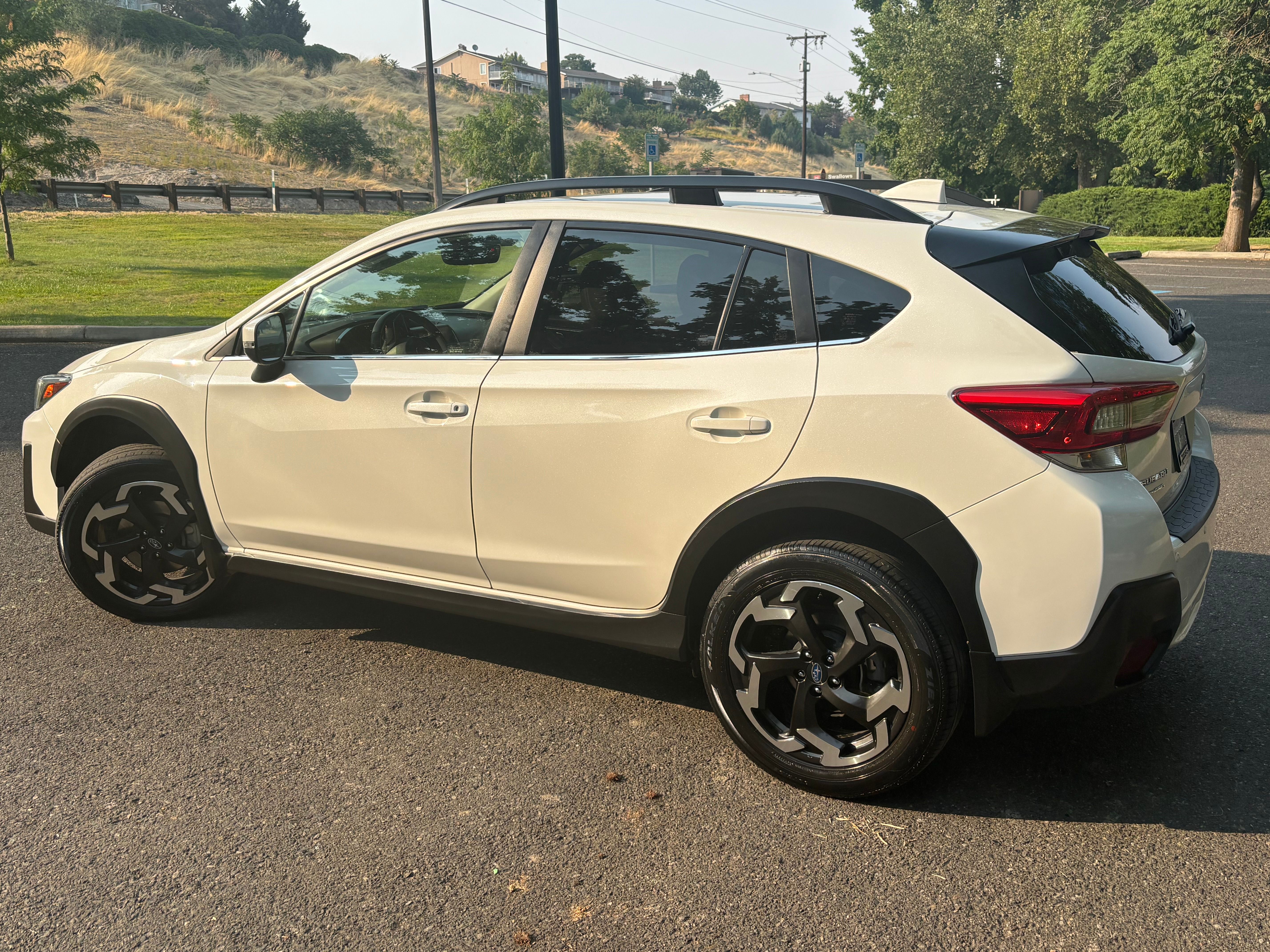 Used 2023 Subaru Crosstrek 2.5i Limited w/ Popular Package #4A AWD/4WD image 2