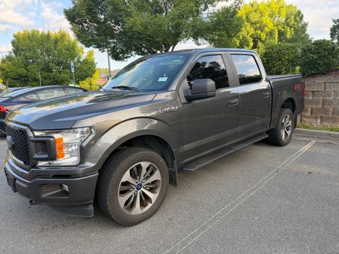 Used 2019 Ford F150 XL w/ Equipment Group 101A Mid AWD/4WD image 2