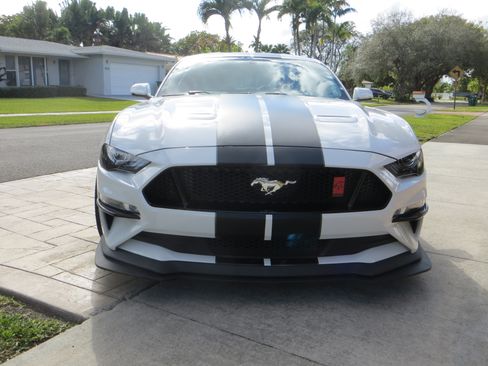 Used 2019 Ford Mustang GT Premium w/ Performance Package - Level 2 image 2