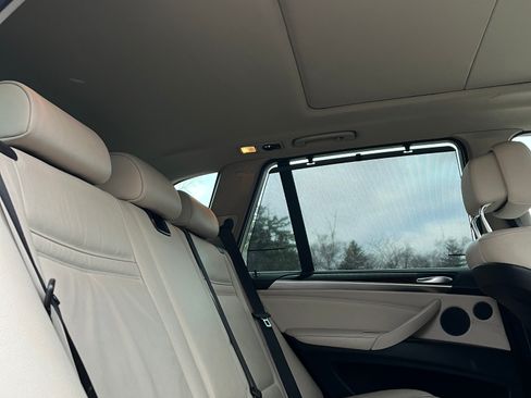 Used 2012 BMW X5 xDrive35d image 29