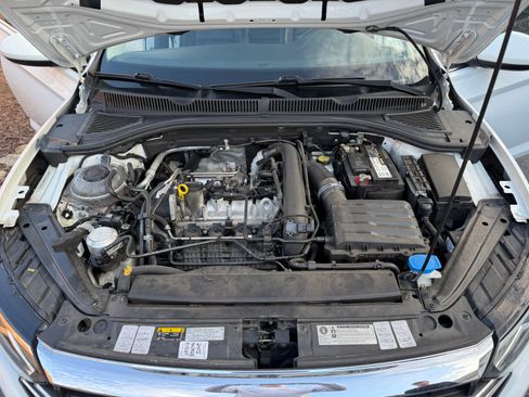 Used 2019 Volkswagen Jetta SE image 4