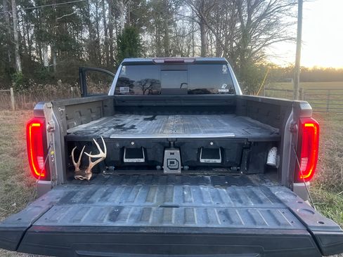 Used 2019 GMC Sierra 1500 AT4 w/ AT4 Premium Package image 10