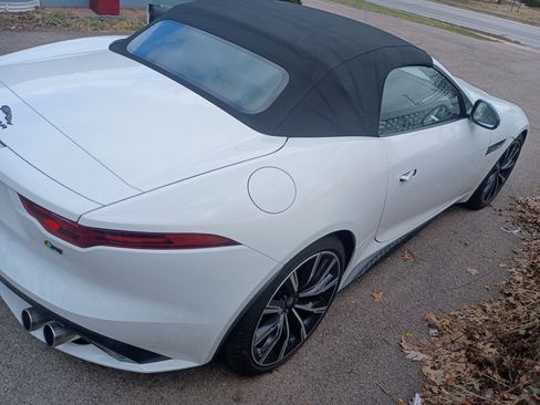 Used 2021 Jaguar F-TYPE R image 13