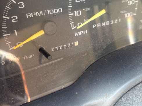 Used 1997 Chevrolet Silverado 1500 2WD Extended Cab image 10