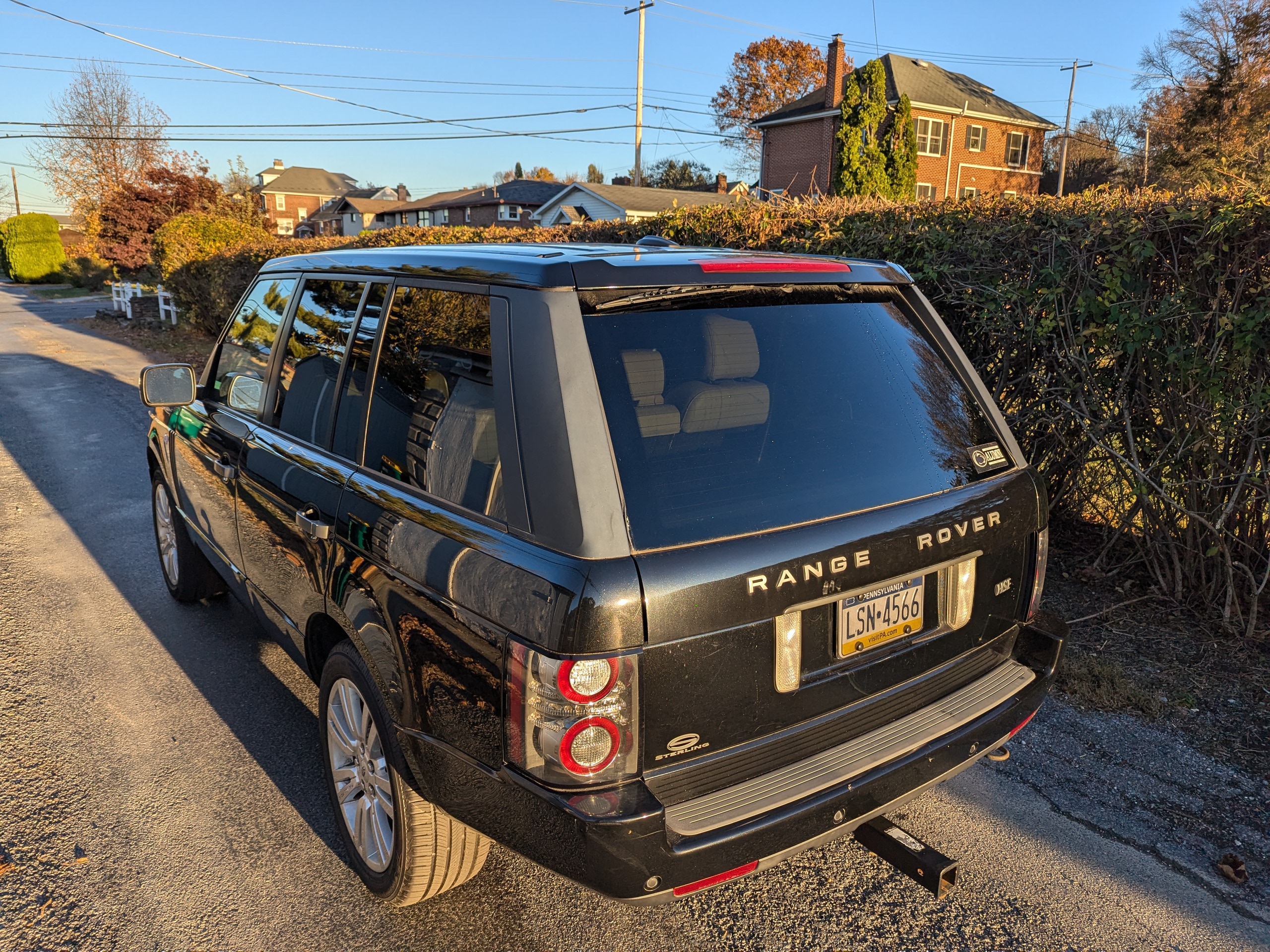 Used 2010 Land Rover Range Rover HSE LUX AWD/4WD image 9