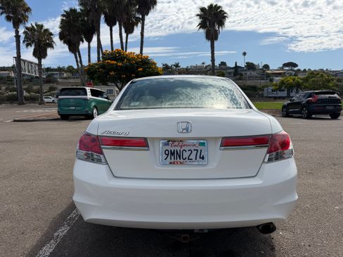 Used 2012 Honda Accord LX image 5