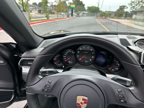Used 2012 Porsche 911 Carrera RWD image 20