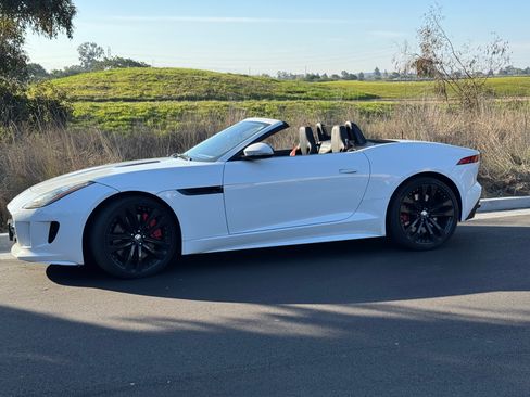 Used 2014 Jaguar F-TYPE S image 12