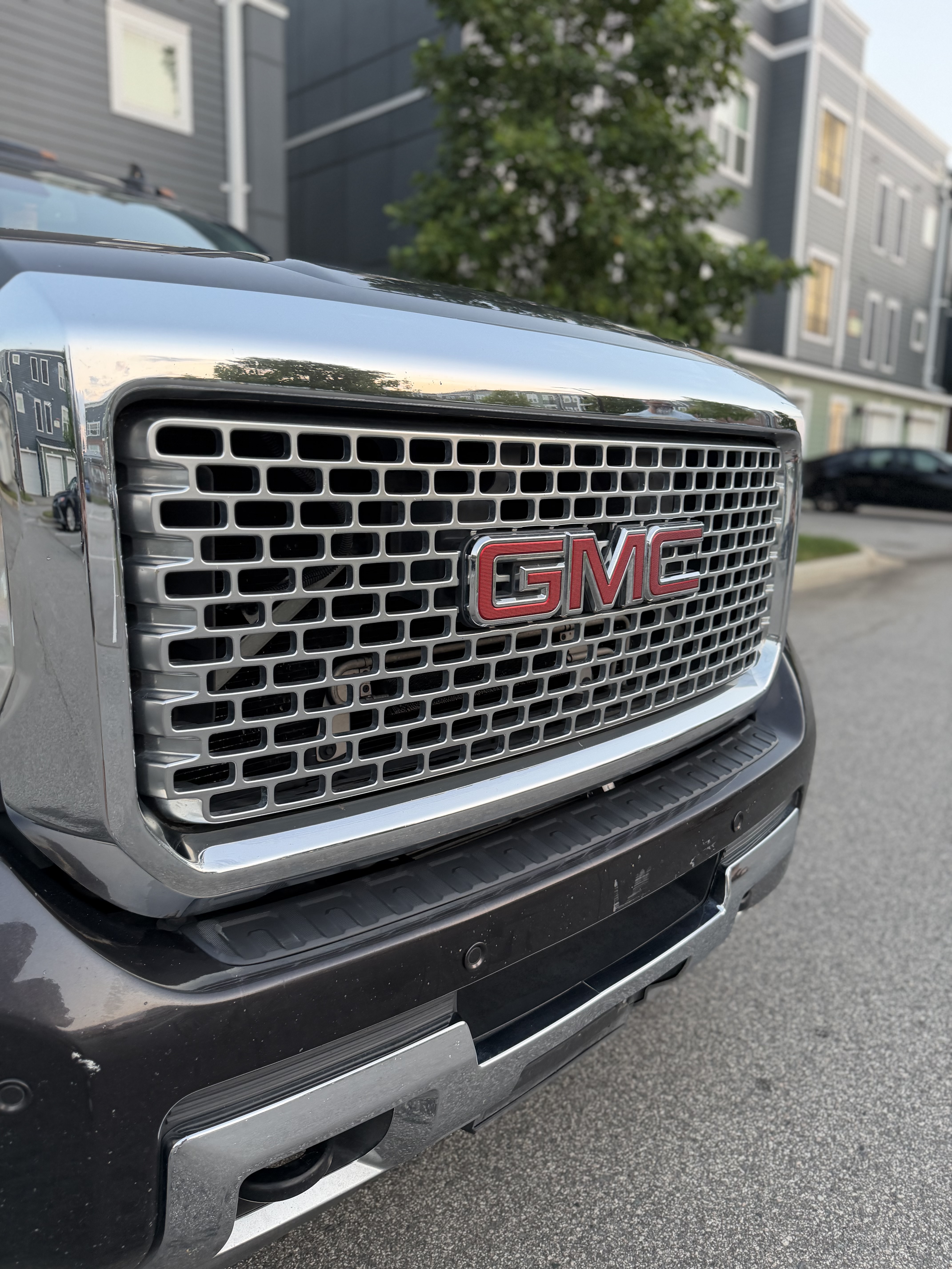 Used 2015 GMC Sierra 3500 Denali w/ Duramax Plus Package AWD/4WD image 10