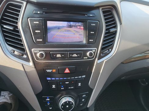 Used 2017 Hyundai Santa Fe Sport image 13