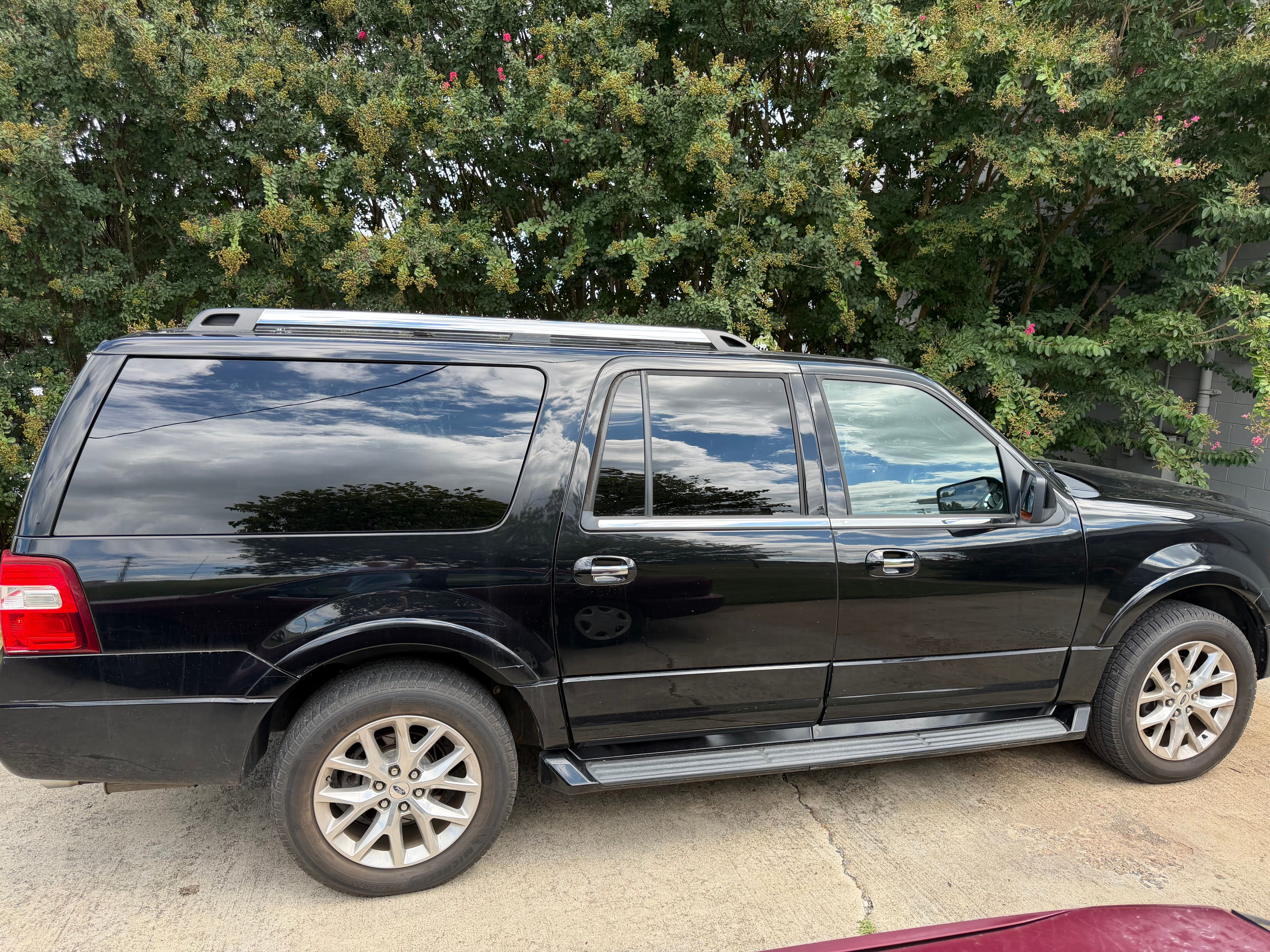 Used 2017 Ford Expedition EL Limited AWD/4WD image 1